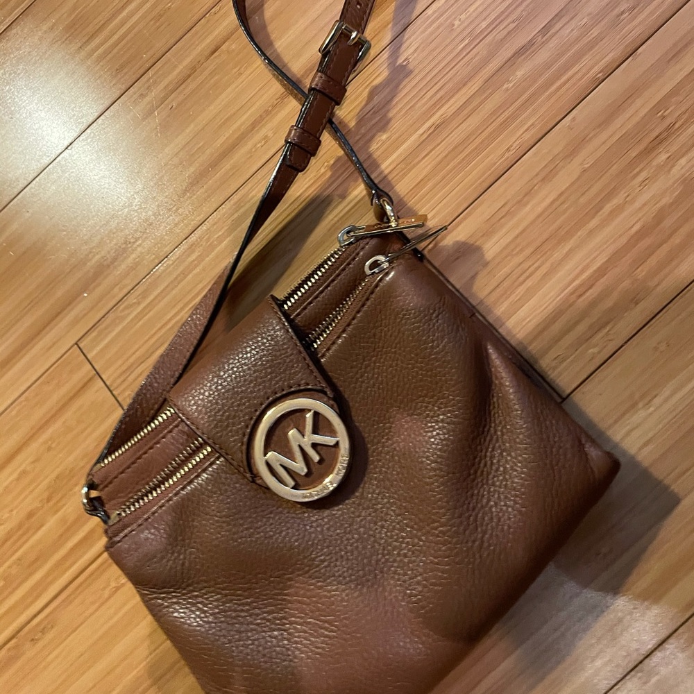 Michael Kors crossbody purse